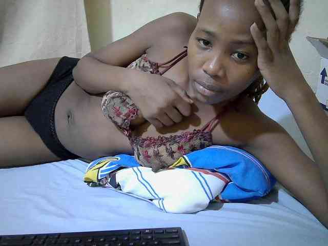 queen-slender webcam