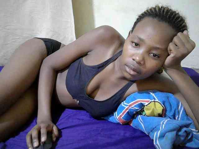 queen-slender webcam