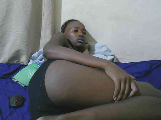 queen-slender webcam