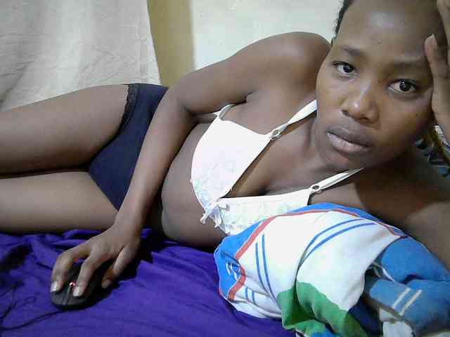 queen-slender webcam