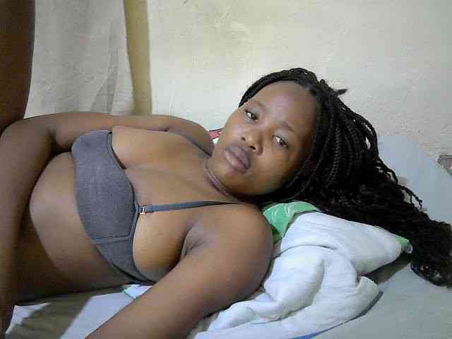 queen-slender webcam