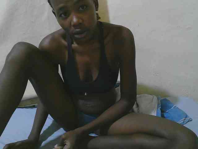 queen-slender webcam