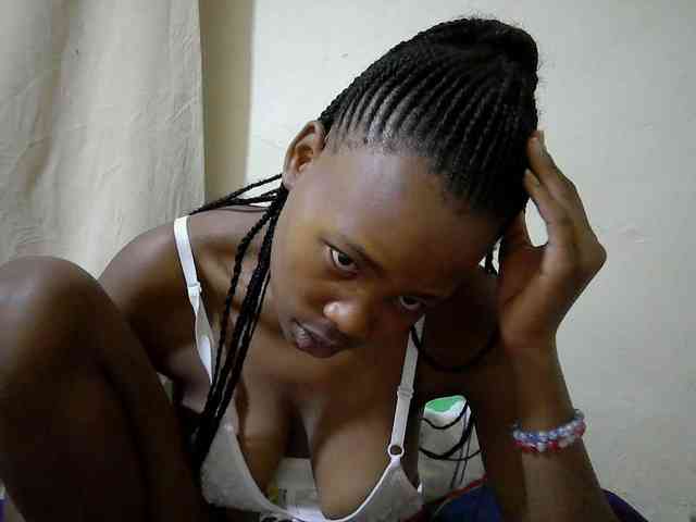 queen-slender webcam