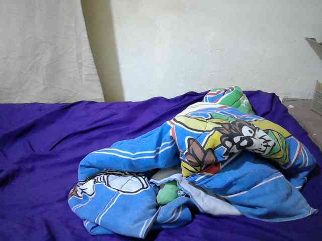 queen-slender webcam