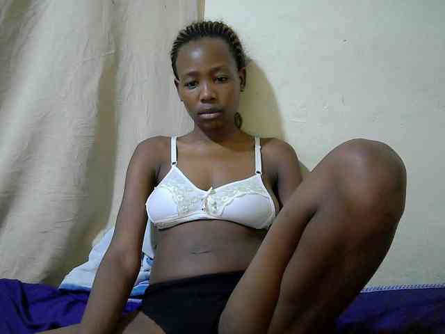 queen-slender webcam
