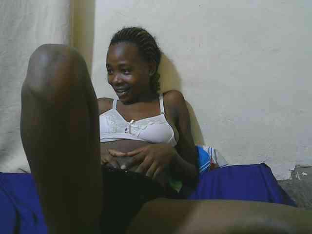 queen-slender webcam