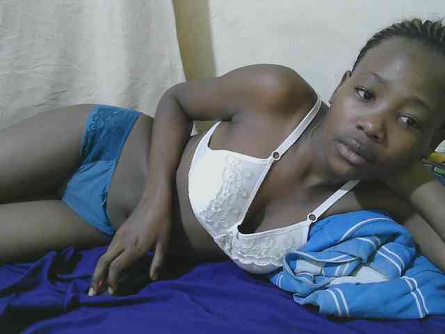 queen-slender webcam