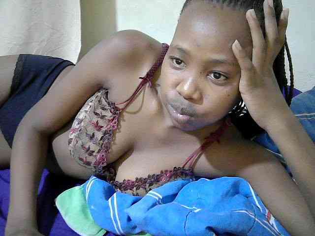 queen-slender webcam