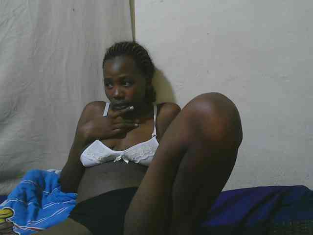 queen-slender webcam