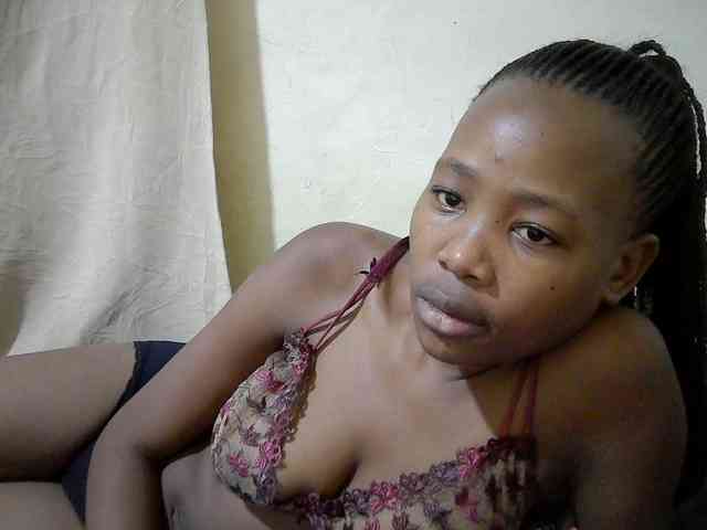 queen-slender webcam