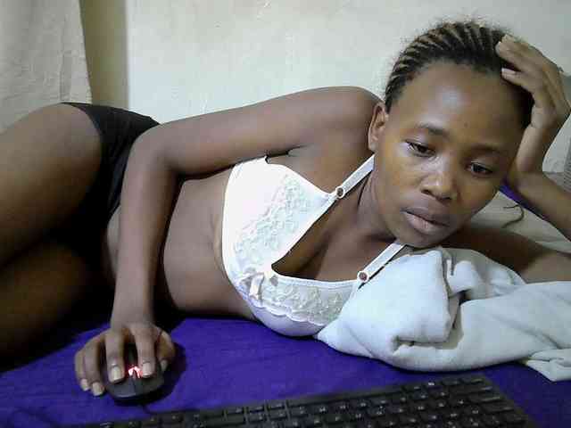 queen-slender webcam