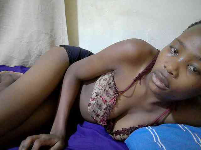 queen-slender webcam