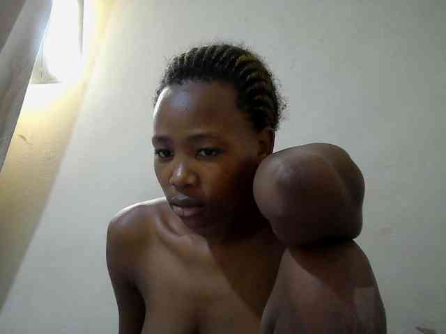 queen-slender webcam