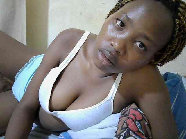 queen-slender webcam