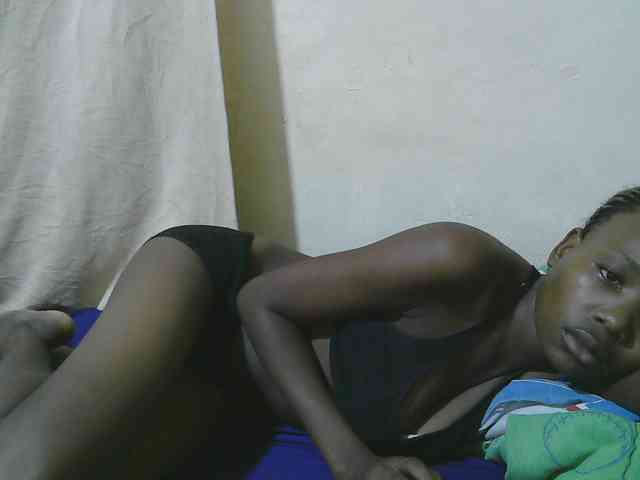 queen-slender webcam