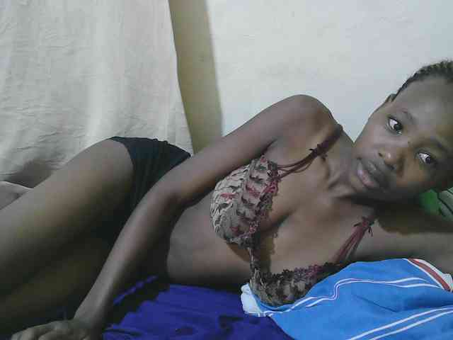 queen-slender webcam