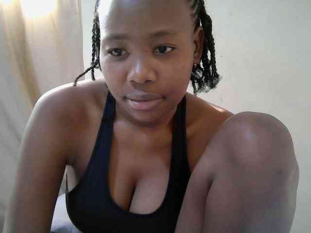 queen-slender webcam