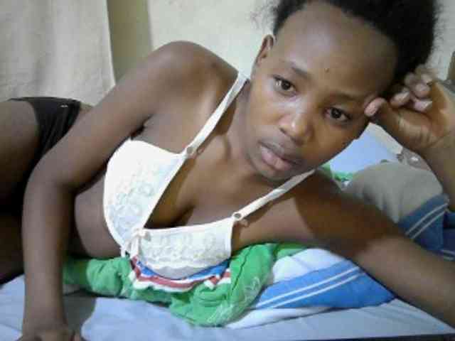 queen-slender webcam
