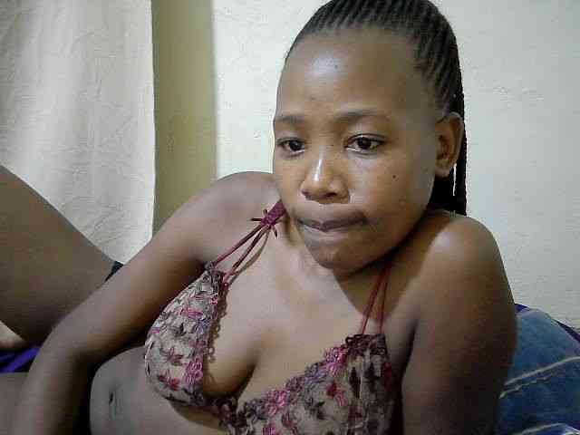 queen-slender webcam