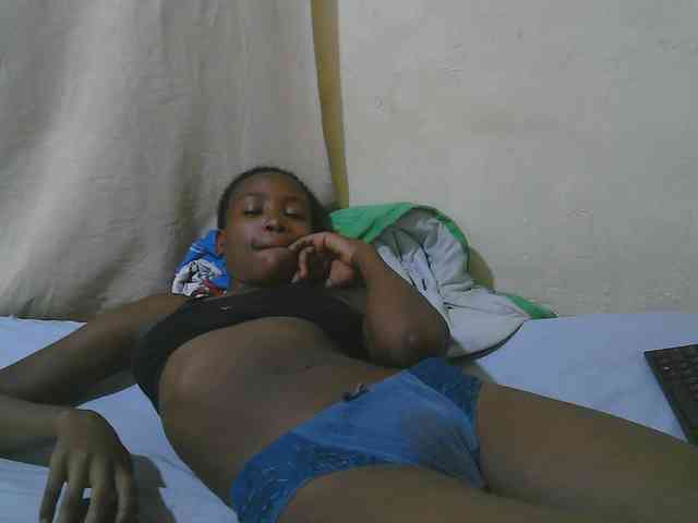 queen-slender webcam