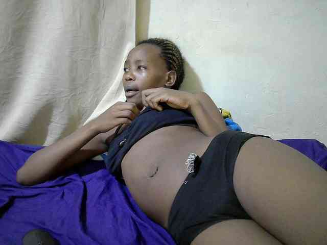 queen-slender webcam