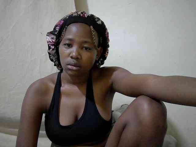 queen-slender webcam