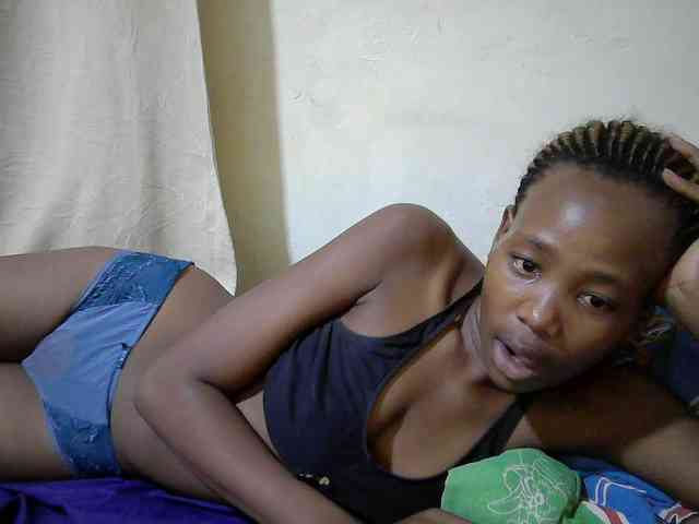 queen-slender webcam