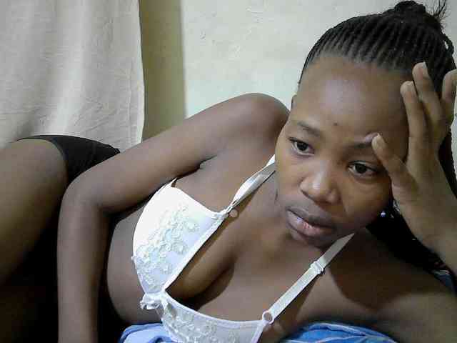 queen-slender webcam