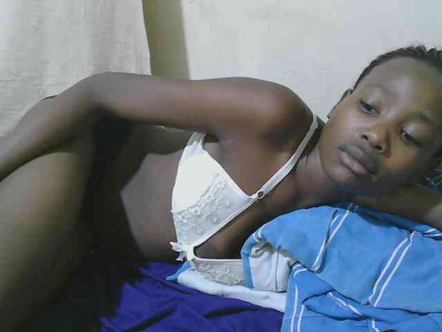 queen-slender webcam