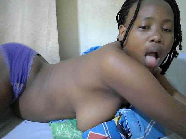 queen-slender webcam