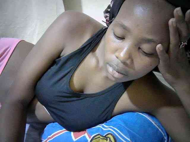 queen-slender webcam