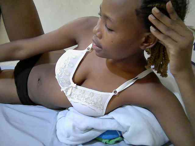 queen-slender webcam