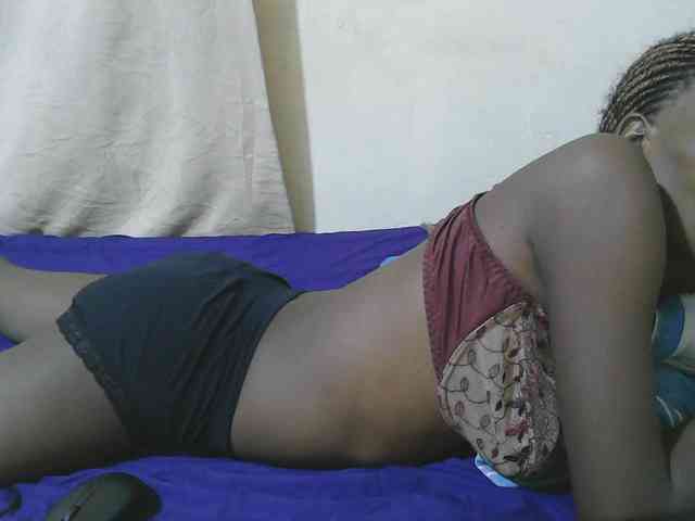 queen-slender webcam