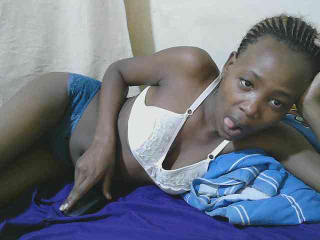 queen-slender webcam