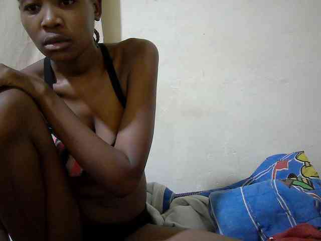 queen-slender webcam