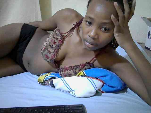 queen-slender webcam