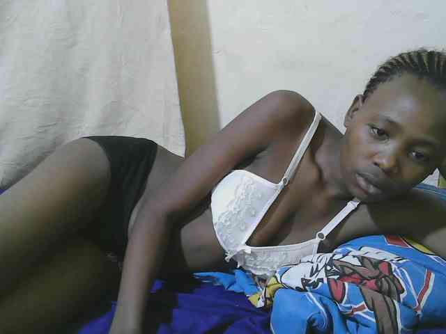 queen-slender webcam