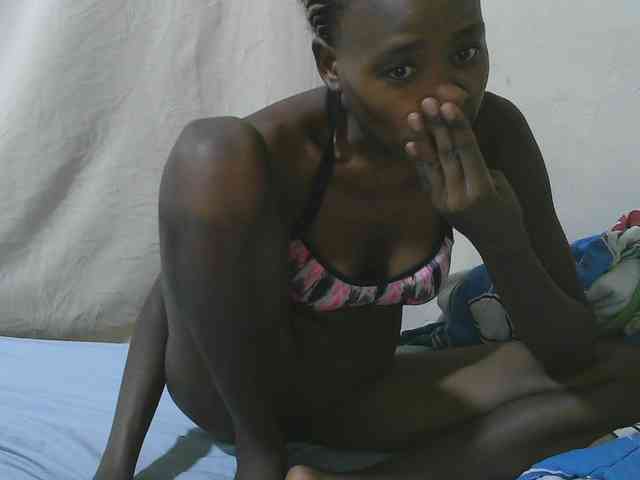 queen-slender webcam