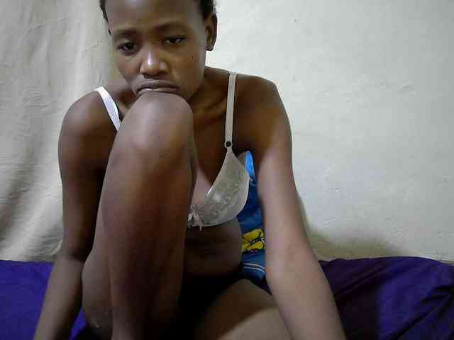 queen-slender webcam