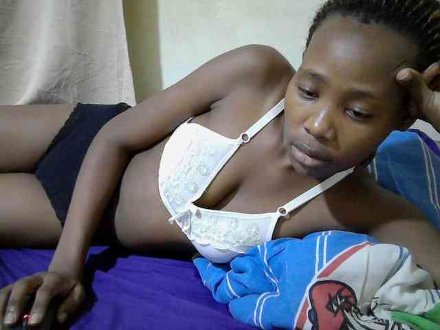queen-slender webcam