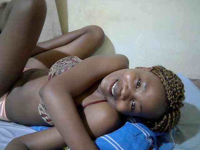 queen-slender webcam