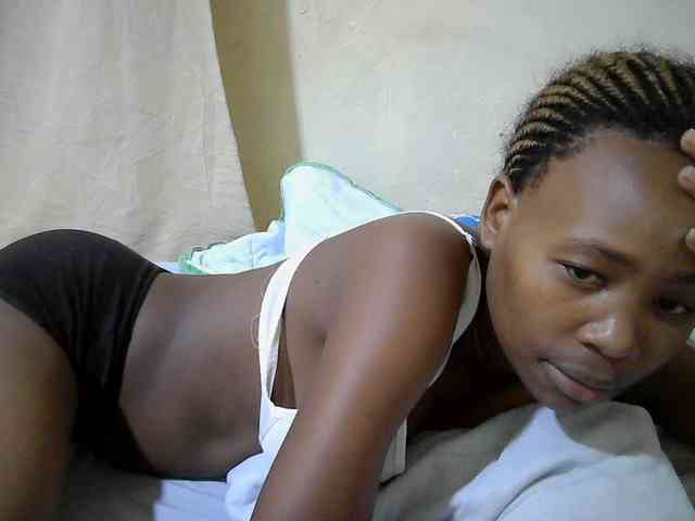 queen-slender webcam