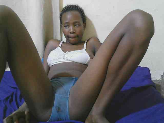 queen-slender webcam