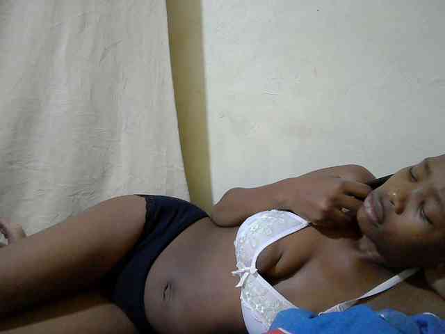 queen-slender webcam