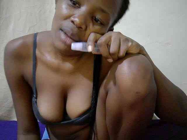 queen-slender webcam