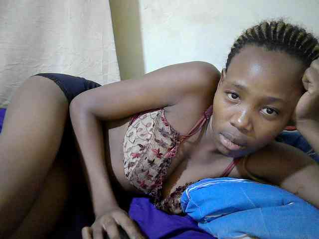 queen-slender webcam