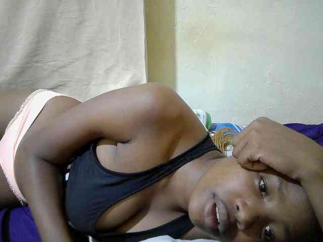 queen-slender webcam