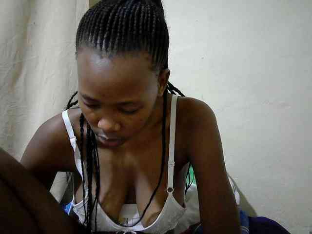 queen-slender webcam