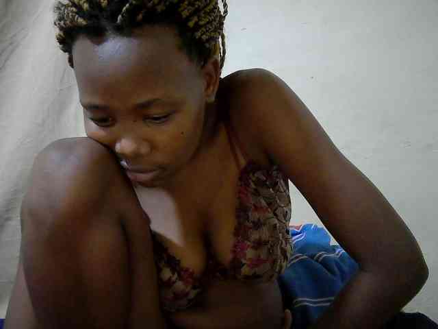 queen-slender webcam