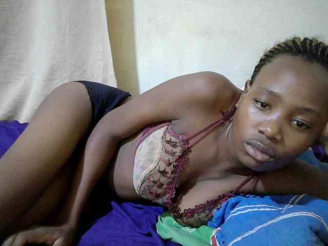 queen-slender webcam